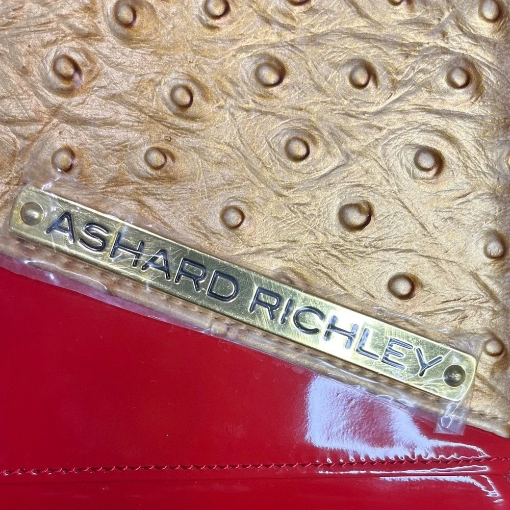 ASHARD RICHLEY Red Patent Envelope‎ Clutch iPad Case Gold Tone Accents *NWOT*